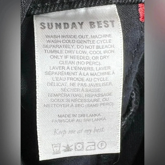 Aritzia Sunday Best Baggy Jeans - Picture 6 of 6